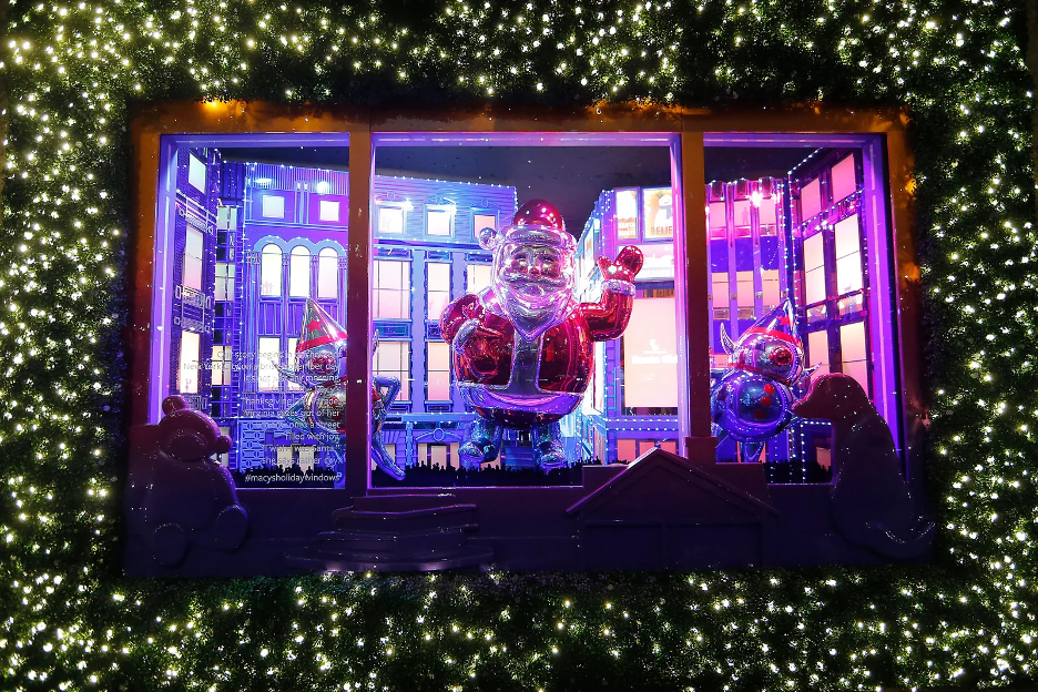 Magical Christmas Window Displays In NYC To See This Holiday