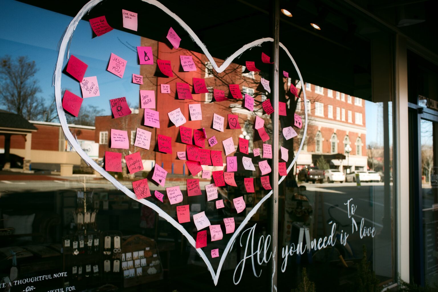 5 Visual Merchandising Tips for Sweet Valentine’s Day Sales ...